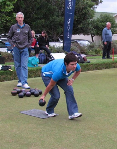 Pressure builds in action bowls league